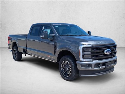 New 2026 Ford F350 Platinum image 3