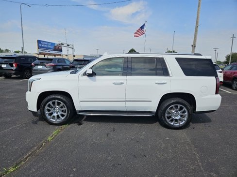 Used 2015 GMC Yukon Denali w/ Open Road Package image 2