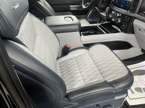 Used 2024 Ford F350 Limited image 59