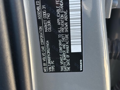 Used 2024 Volvo S60 T8 Core image 26