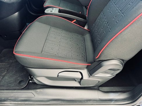 New 2024 FIAT 500 e (RED) image 16