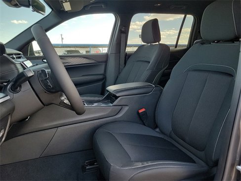 New 2025 Jeep Grand Cherokee L Laredo image 12