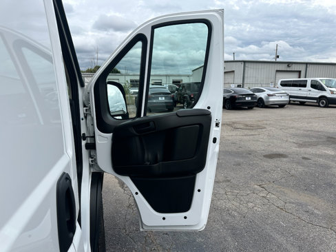 Used 2024 RAM ProMaster 2500 w/ Convenience Group image 13