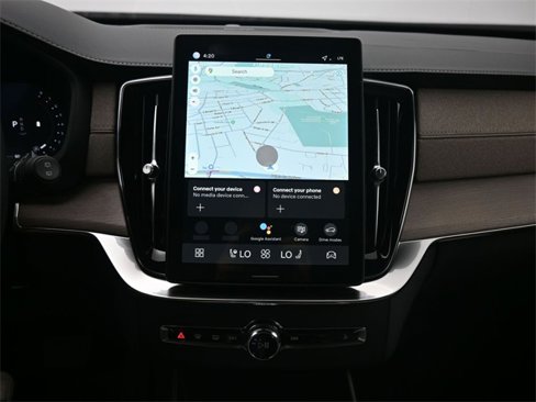 New 2026 Volvo XC90 B6 Plus w/ Protection Package Premier image 13