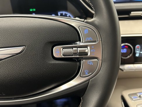 Used 2024 Genesis GV70 2.5T image 36