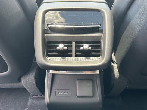 New 2026 Cadillac Lyriq V image 8