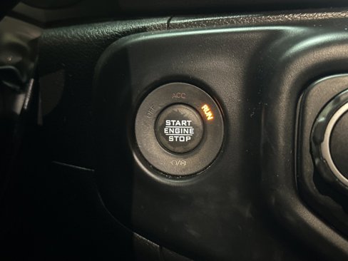 Certified 2022 Jeep Wrangler Unlimited Sahara image 22