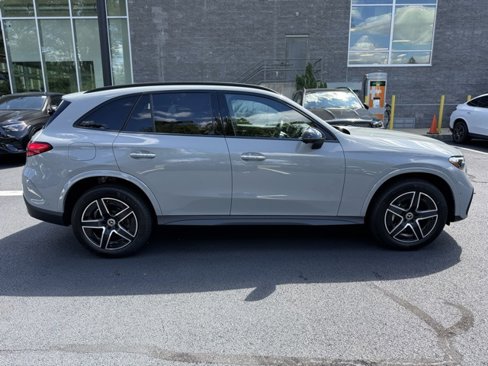 New 2026 Mercedes-Benz GLC 300 4MATIC image 2