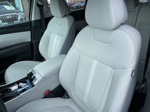 New 2025 Hyundai Tucson SEL image 10