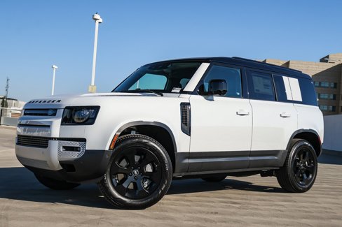 New 2025 Land Rover Defender 110 S image 1