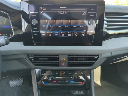 New 2025 Volkswagen Jetta SE image 30