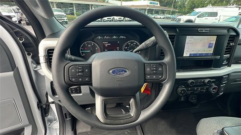 New 2026 Ford F450 XLT image 22