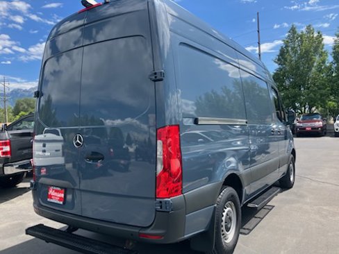 Used 2019 Mercedes-Benz Sprinter 144 image 4