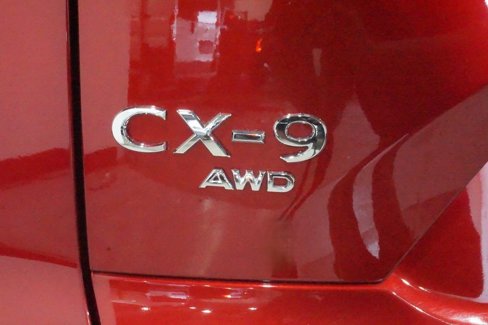Used 2023 MAZDA CX-9 Touring image 17