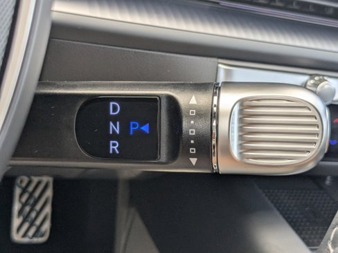 New 2025 Hyundai Ioniq 6 Limited image 31