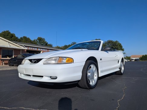 Used 1995 Ford Mustang GT image 3
