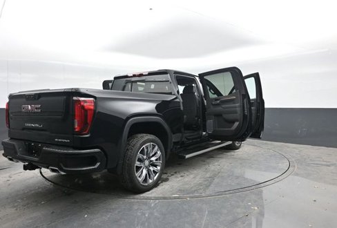 New 2026 GMC Sierra 1500 Denali w/ Denali Reserve Package image 29