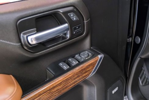 Used 2022 Chevrolet Silverado 3500 High Country w/ Safety Package II image 44