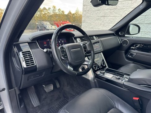 Used 2018 Land Rover Range Rover HSE image 7