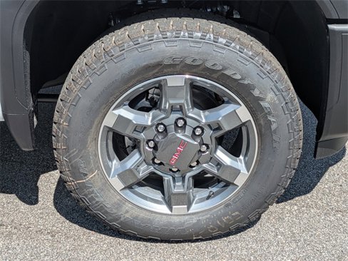 New 2026 GMC Sierra 2500 SLT w/ SLT Premium Package image 11