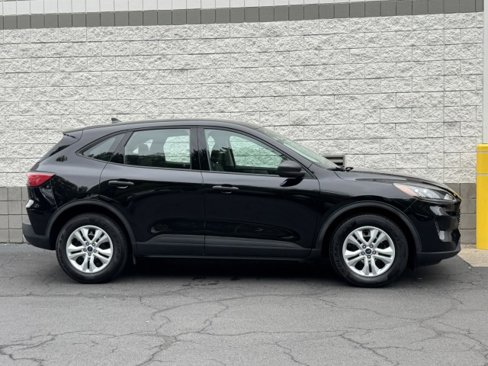Used 2021 Ford Escape S image 16