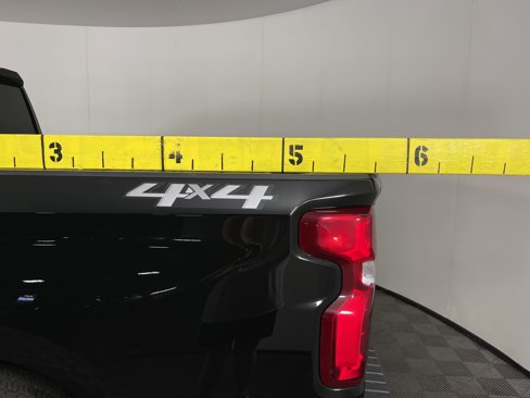 Used 2024 Chevrolet Silverado 1500 High Country w/ High Country Premium Package image 10