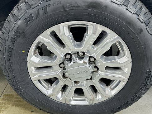 Used 2023 GMC Sierra 2500 Denali image 29