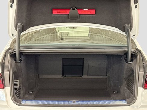 New 2025 Audi A8 L 3.0T image 17