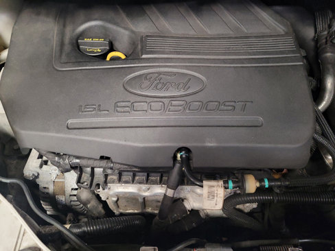 Used 2018 Ford Escape SE image 30