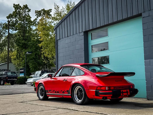 Used 1987 Porsche 911 Carrera image 4