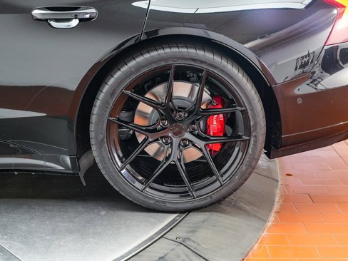 New 2025 Audi RS e-tron GT performance image 19