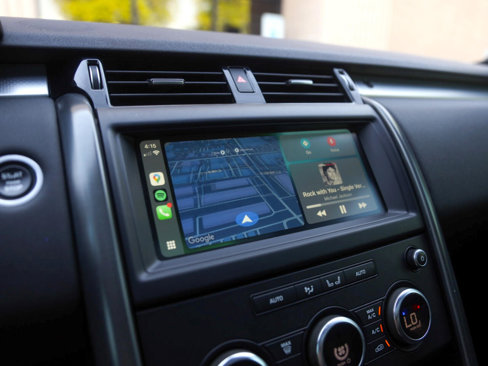 Used 2020 Land Rover Discovery Landmark image 7