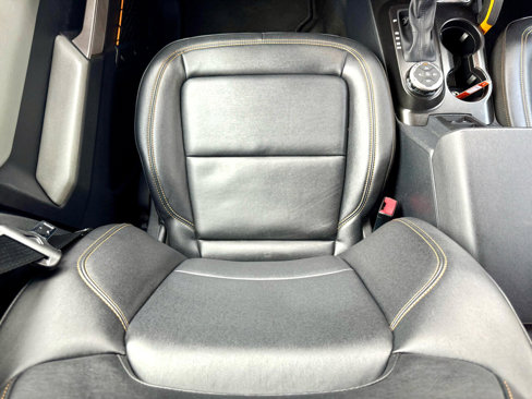 Used 2022 Ford Bronco Badlands image 28