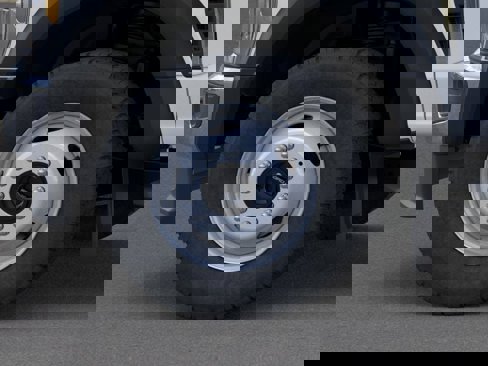 New 2025 Ford F550 4x4 Regular Cab Super Duty image 19