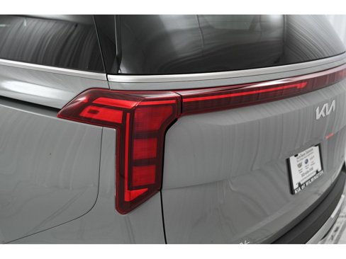 New 2026 Kia Carnival SX image 10