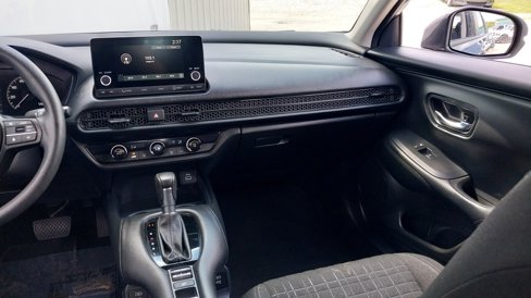Used 2025 Honda HR-V LX image 14