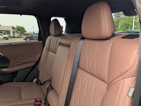 New 2025 Mitsubishi Outlander SEL image 28