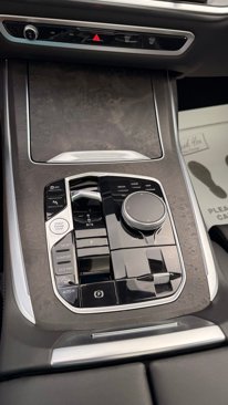 Used 2025 BMW X7 xDrive40i image 62