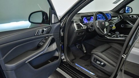 New 2026 BMW ALPINA XB7 image 32