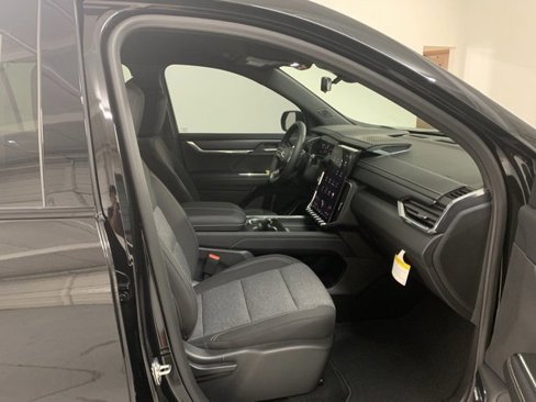 New 2026 GMC Acadia Elevation w/ Black Edition image 9