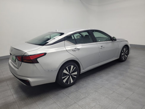 Used 2022 Nissan Altima 2.5 SV image 10