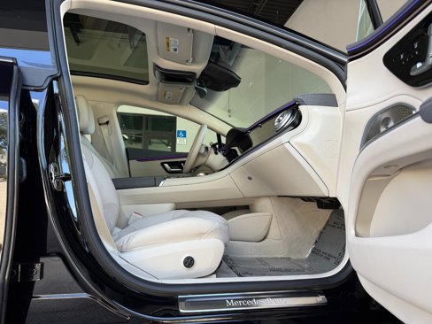 Used 2024 Mercedes-Benz EQS 450+ Sedan image 29