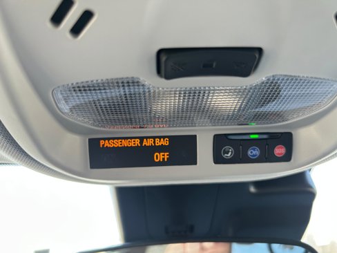 New 2025 Chevrolet Trax LT w/ Driver Confidence Package image 29
