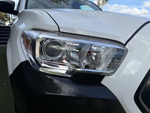 Used 2021 Toyota Tacoma SR image 9