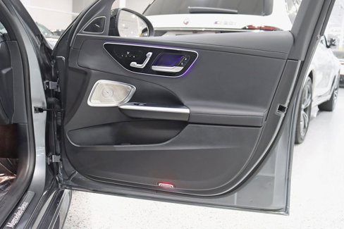 Used 2024 Mercedes-Benz C 300 4MATIC Sedan image 34