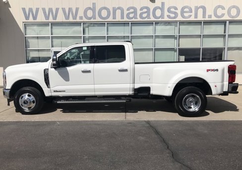 New 2025 Ford F350 Lariat w/ Chrome Package image 4