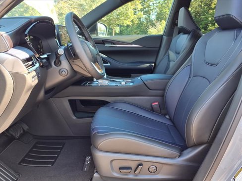 New 2026 INFINITI QX60 Autograph w/ Dark Cargo Package image 3