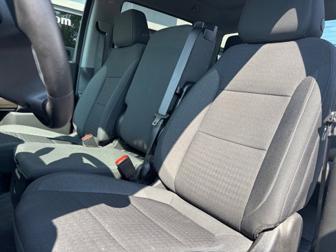 Used 2022 Chevrolet Silverado 1500 LT image 10