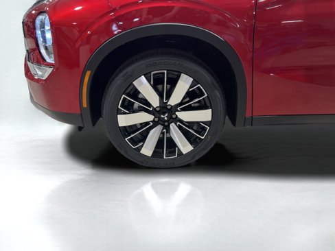 New 2025 Mitsubishi Outlander SE image 8