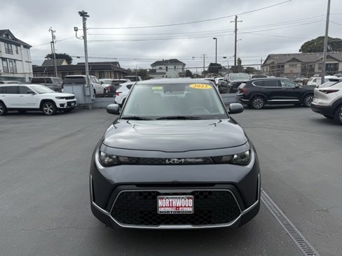 Used 2023 Kia Soul LX w/ Option Group 015 image 2